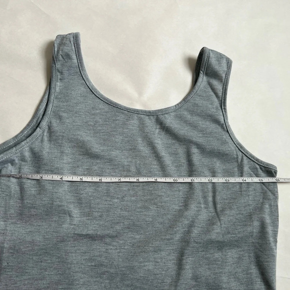 Woman’s Casual Basic Gray Open Back Tank Top Stretch Women's Size Medium NWOT - Picture 5 of 6